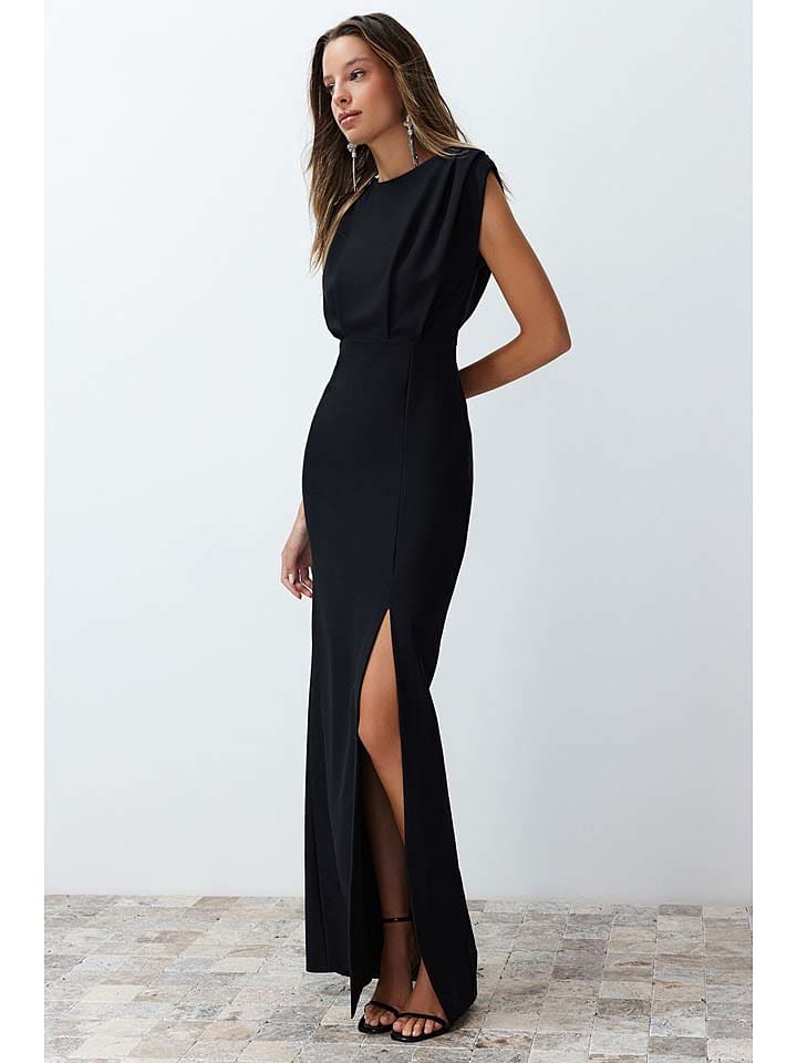 trendyol Kleid in Schwarz günstig kaufen