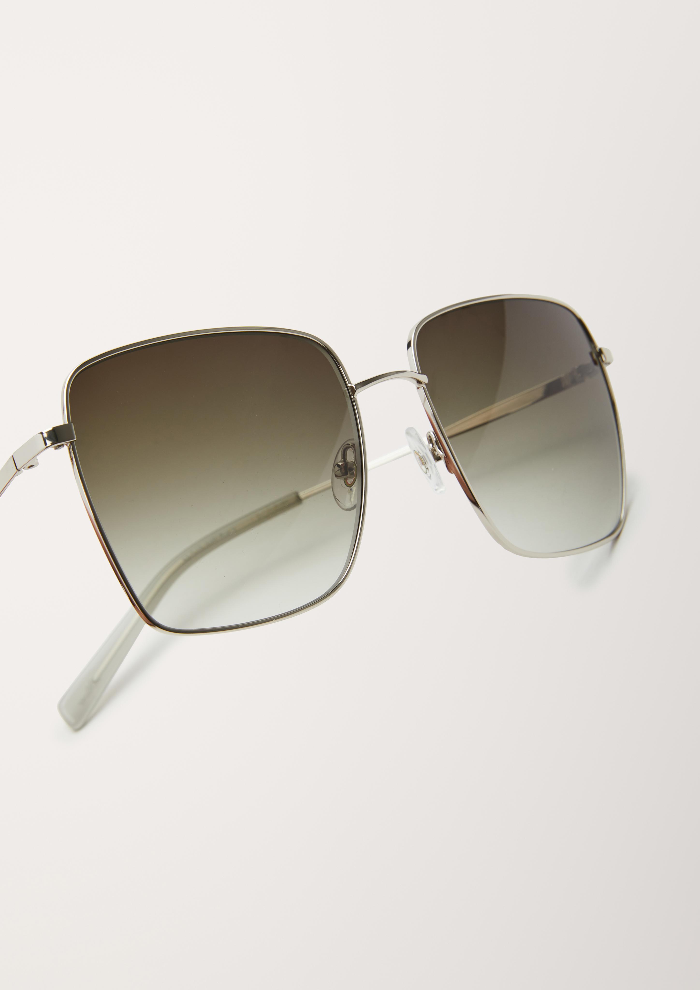 Sonnenbrille in Oversize  6006477-200