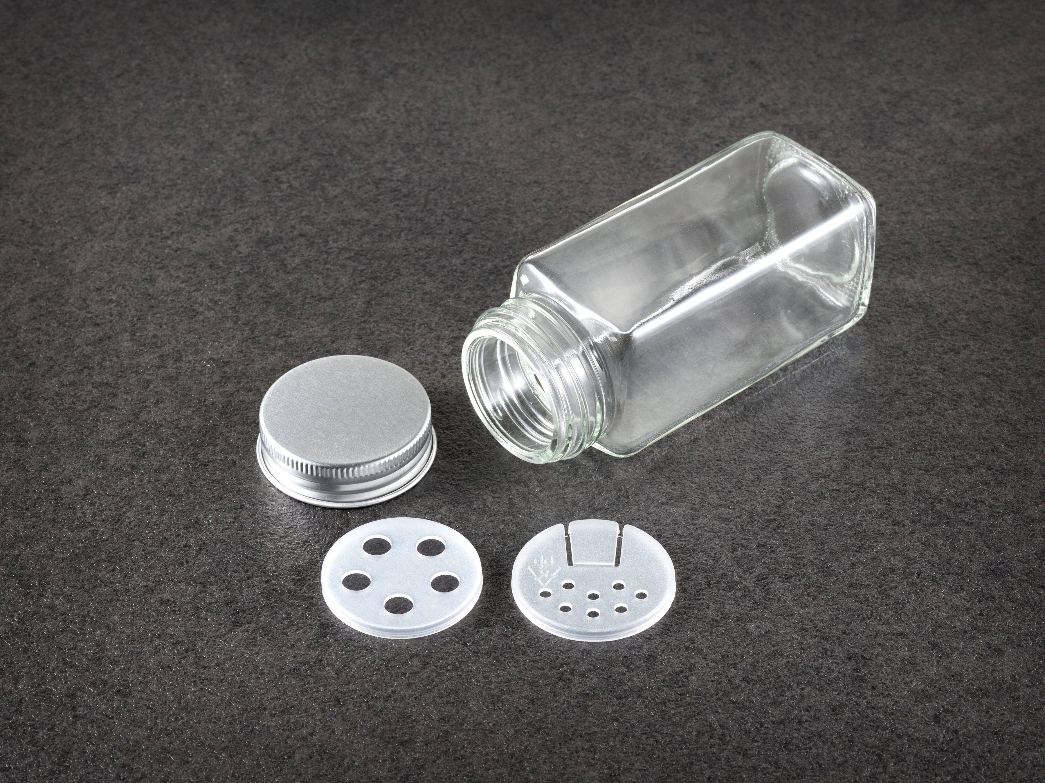 Hanseküche Gewürzbehälter Gewürzgläser Set mit Streueinsatz, Glas, (24 Gewürzgläser, 1-tlg., Set inkl. Zubehör), inkl. Ersatzstreueinsätze, Trichter und Reinigungsbürste