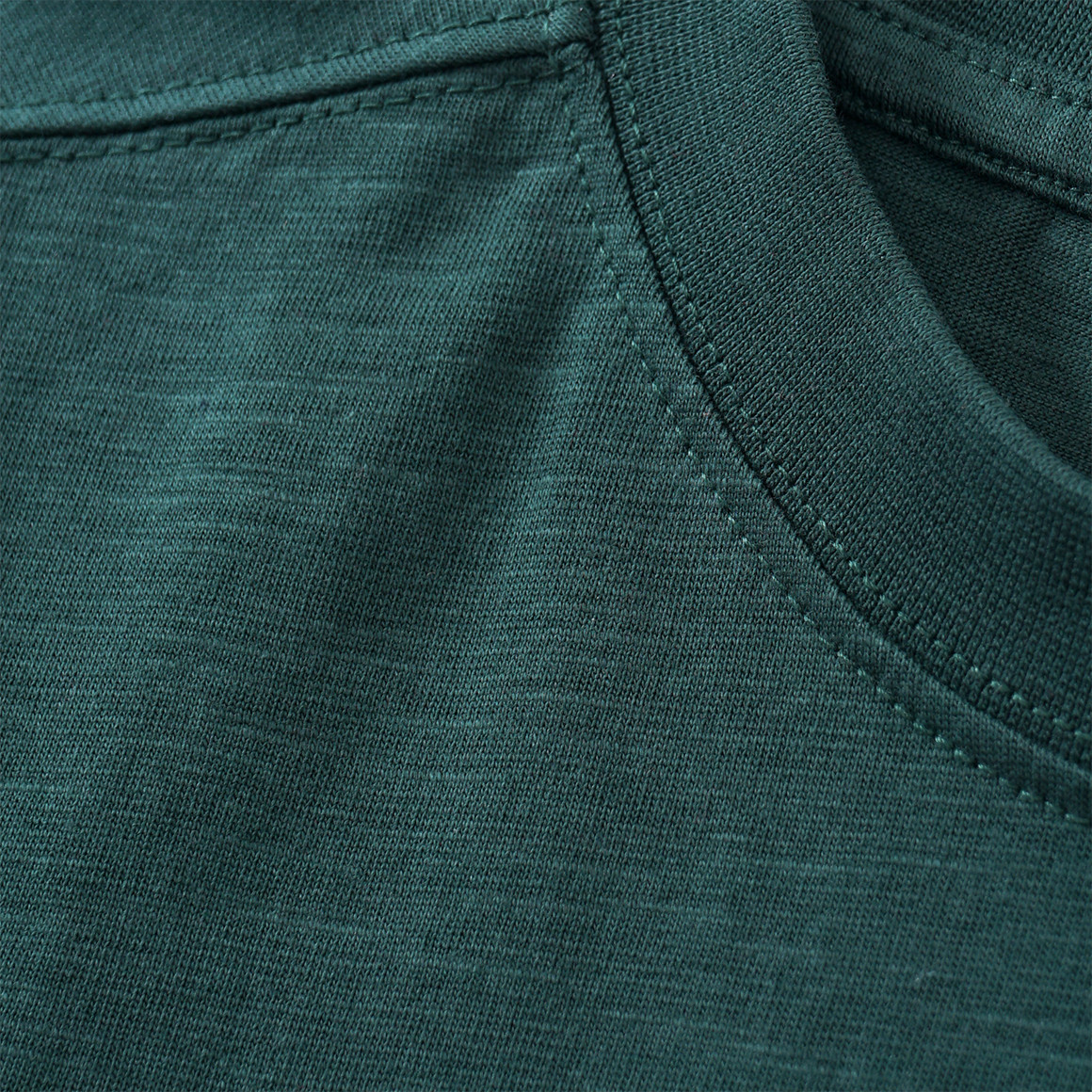 Jungen Langarmshirt mit Brusttasche
