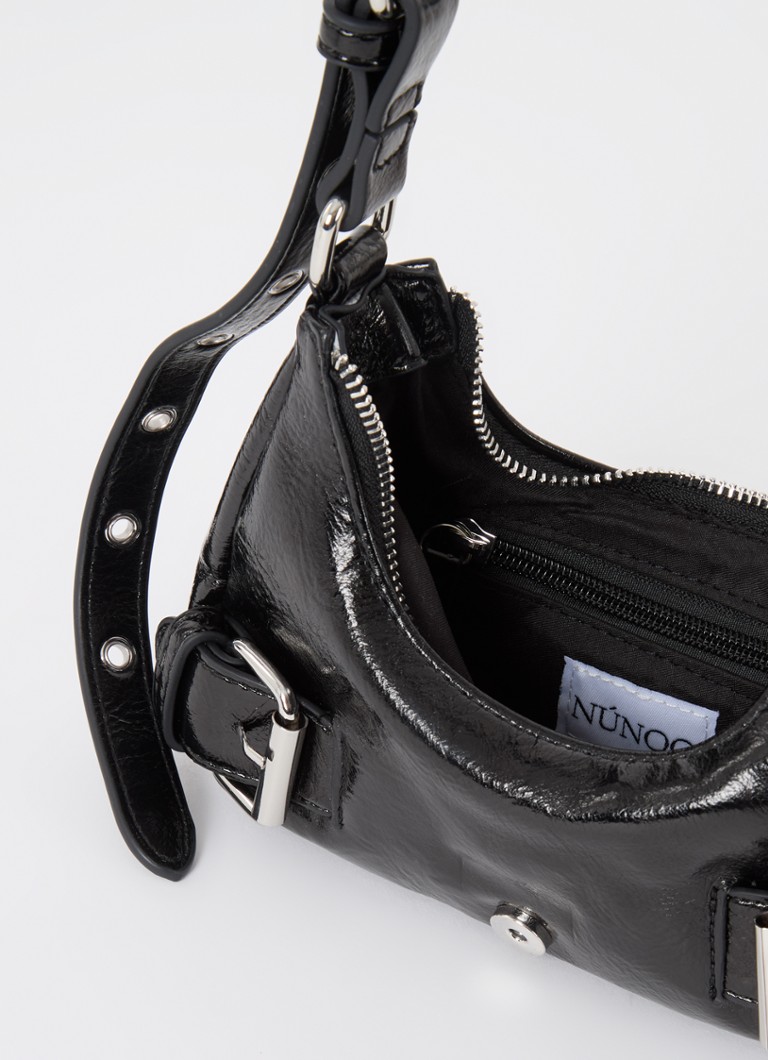 Borsa a tracolla Núnoo Palma realizzata in materiale riciclato con finitura metallica.