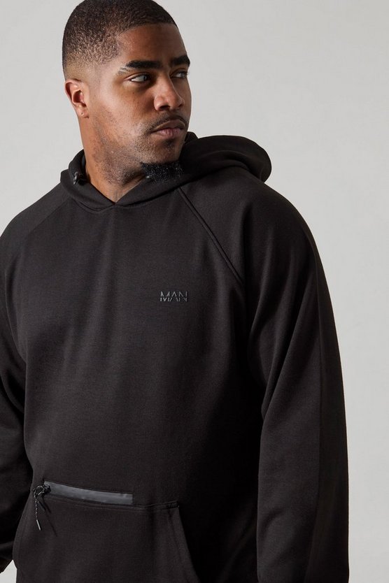Plus Man Active Hoodie und Shorts