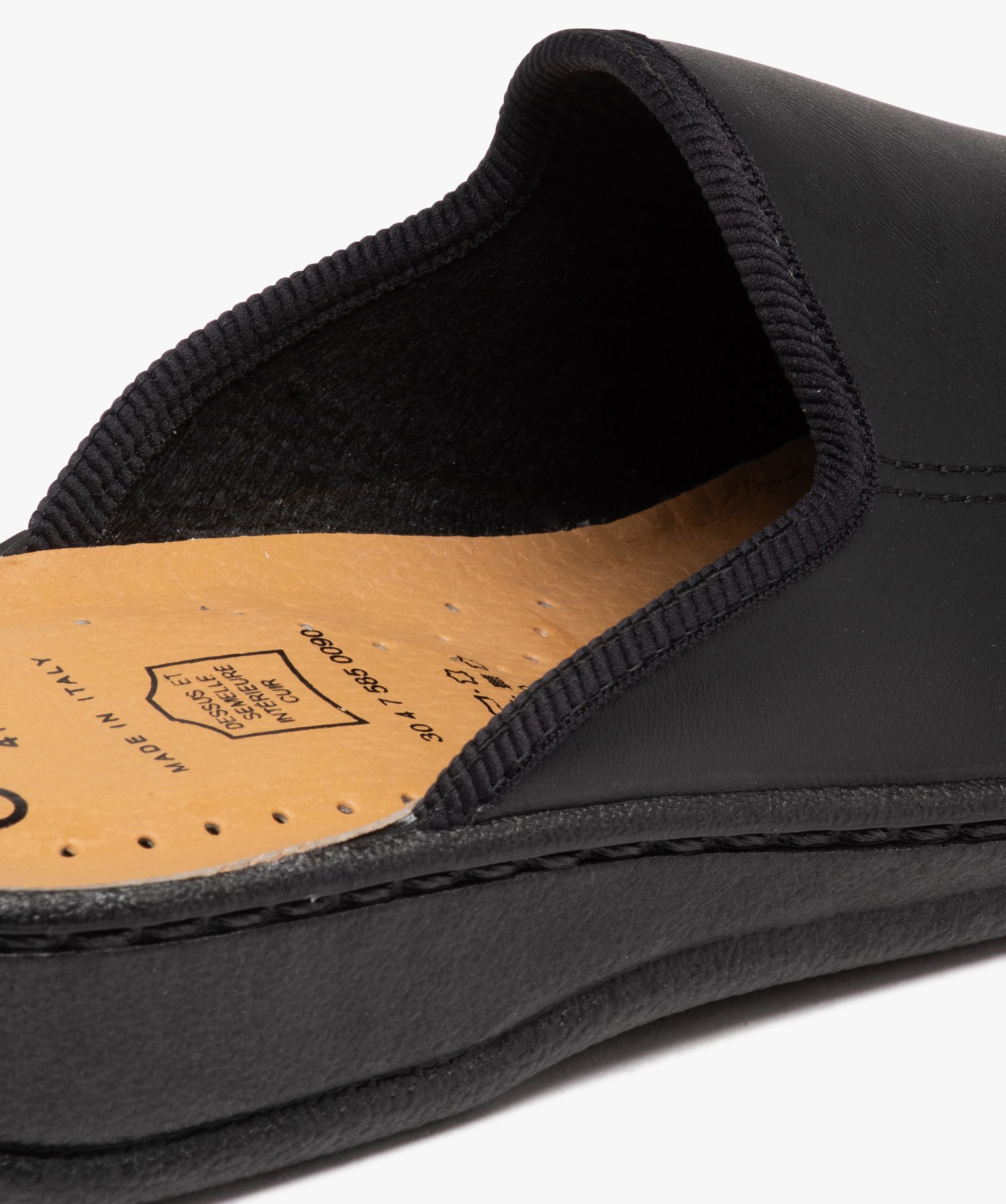 Chaussons homme mules en cuir uni noir | GEMO