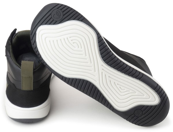 bLifestyle |a ~ funkySTYLE HighCut Sneaker vegan ~ Schwarz