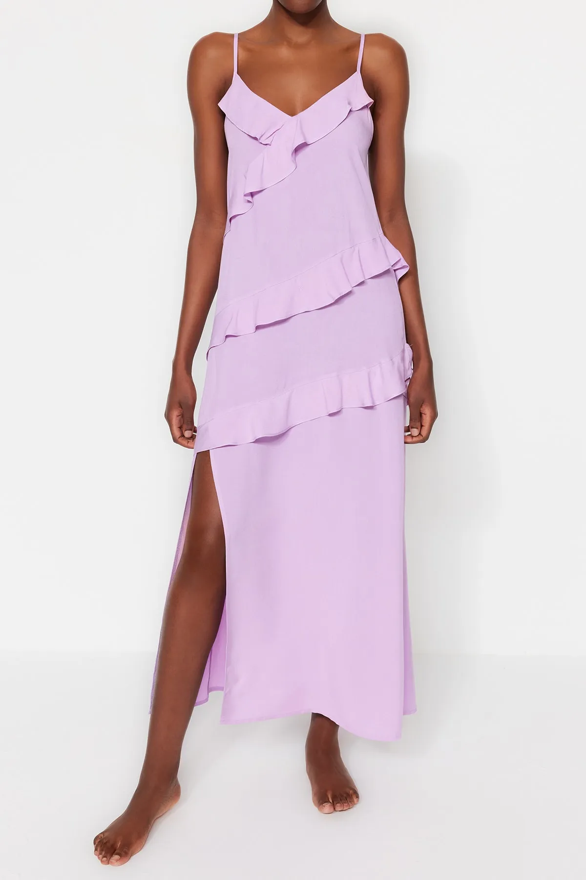 Trendyol Collection  Lila Maxi-Strandkleid mit gewebten Rüschen TBESS23EL00172