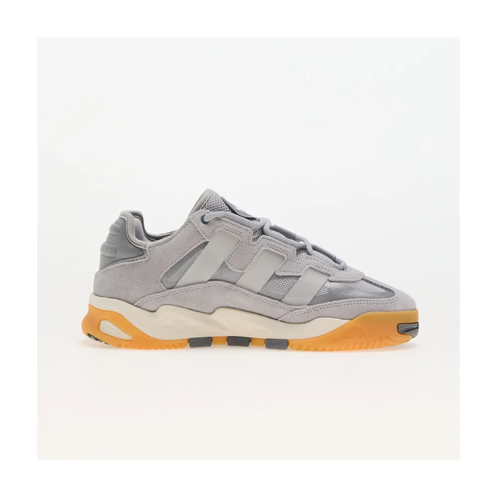 adidas Niteball IG6143 / grau