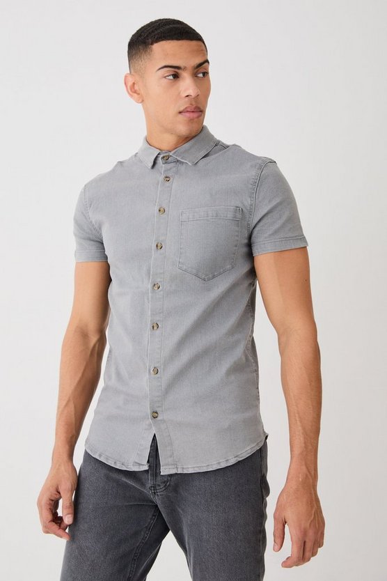 Kurzärmliges Muscle-Fit Jeanshemd