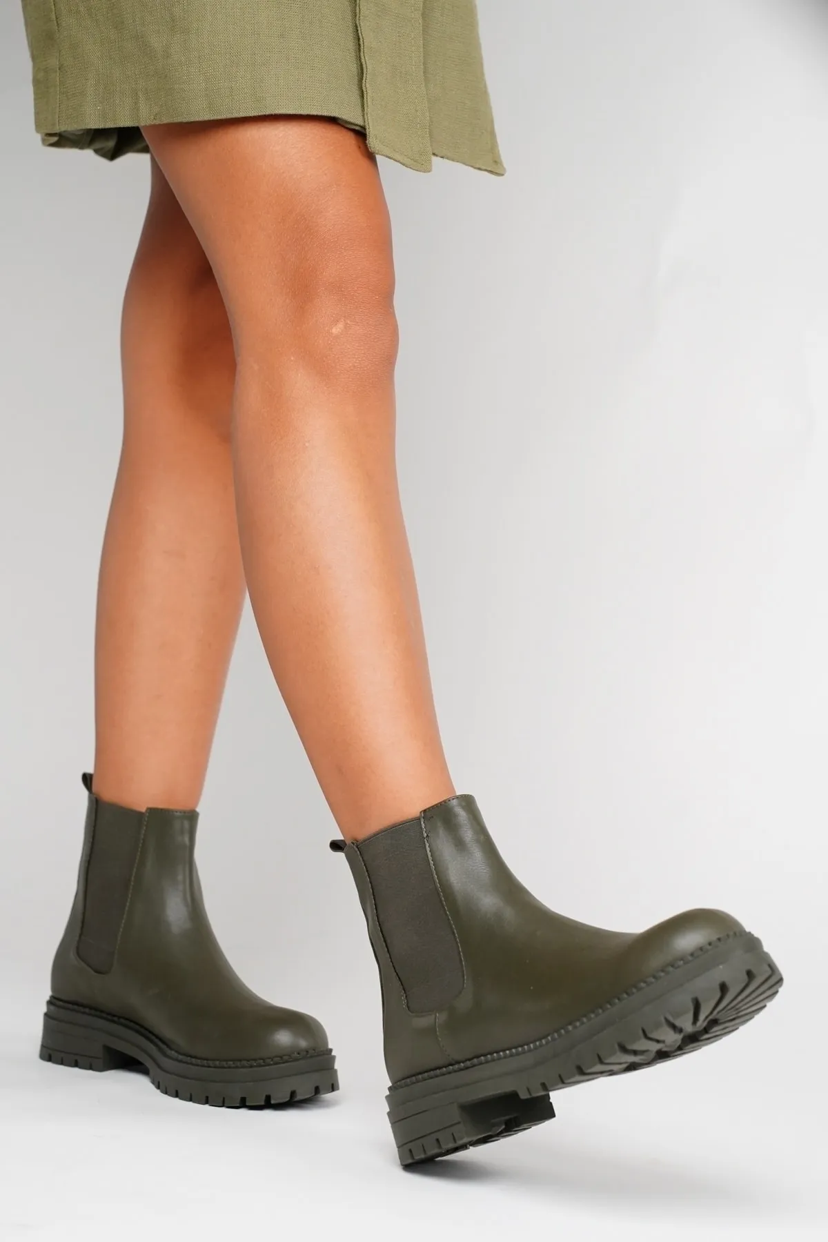 LuviShoes  Eigene grüne Damenstiefel