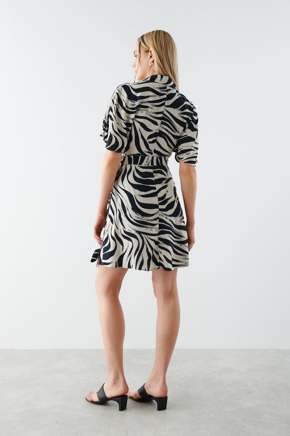 Doris short dress