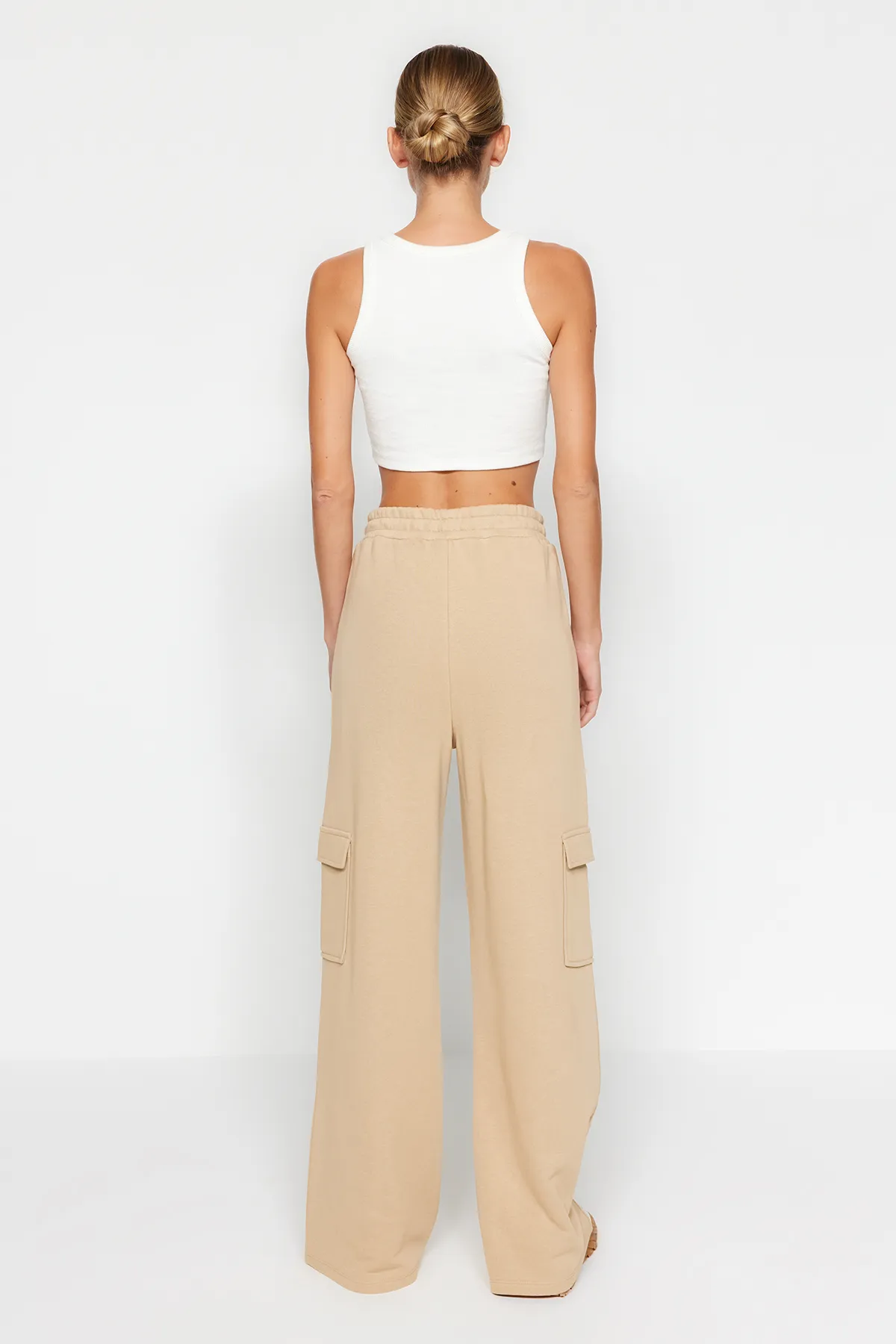 Trendyol Collection  Jogginghose - Beige - Relaxed