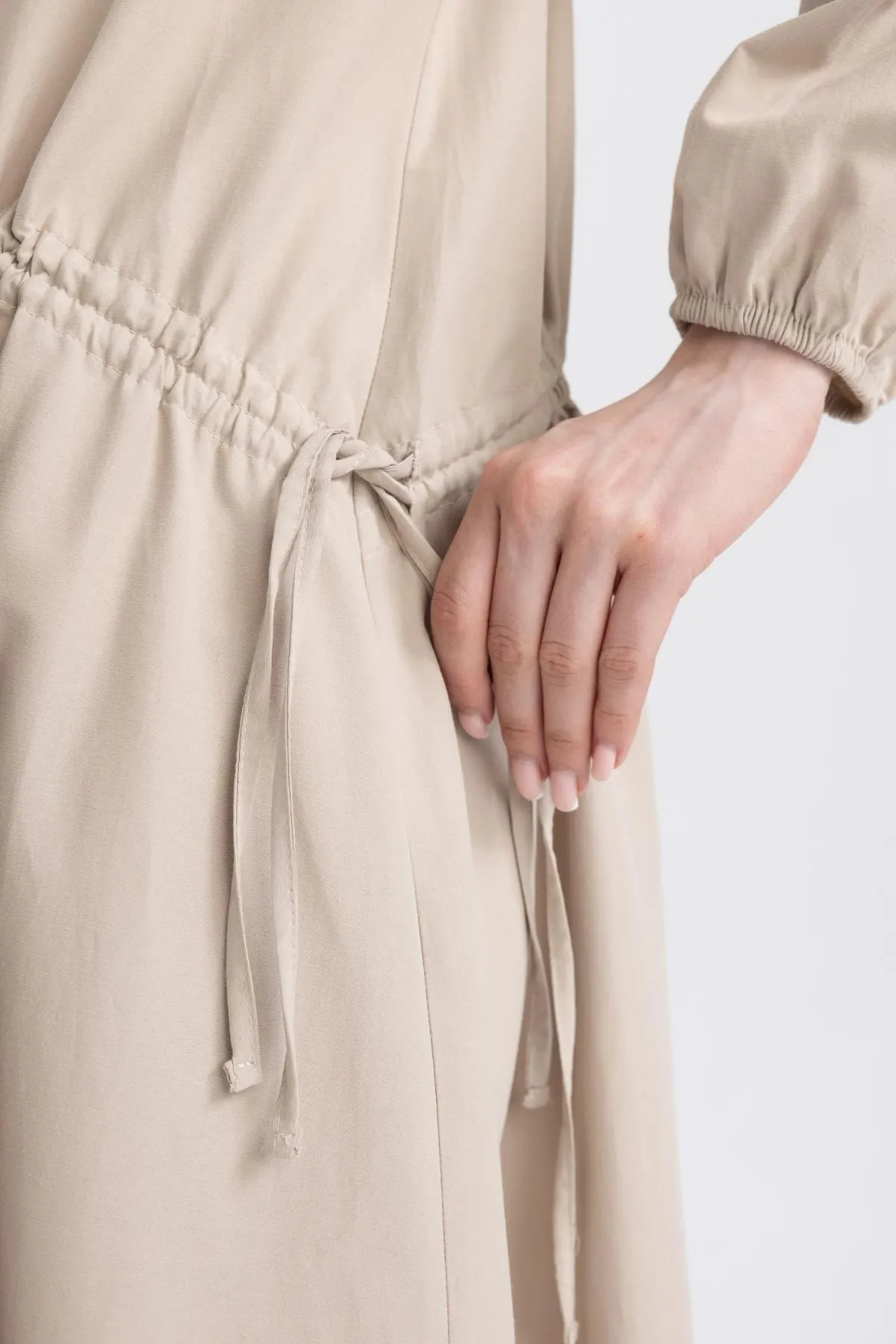 DeFacto  Popeline-Langarmkleid mit normaler Passform und Rundhalsausschnitt