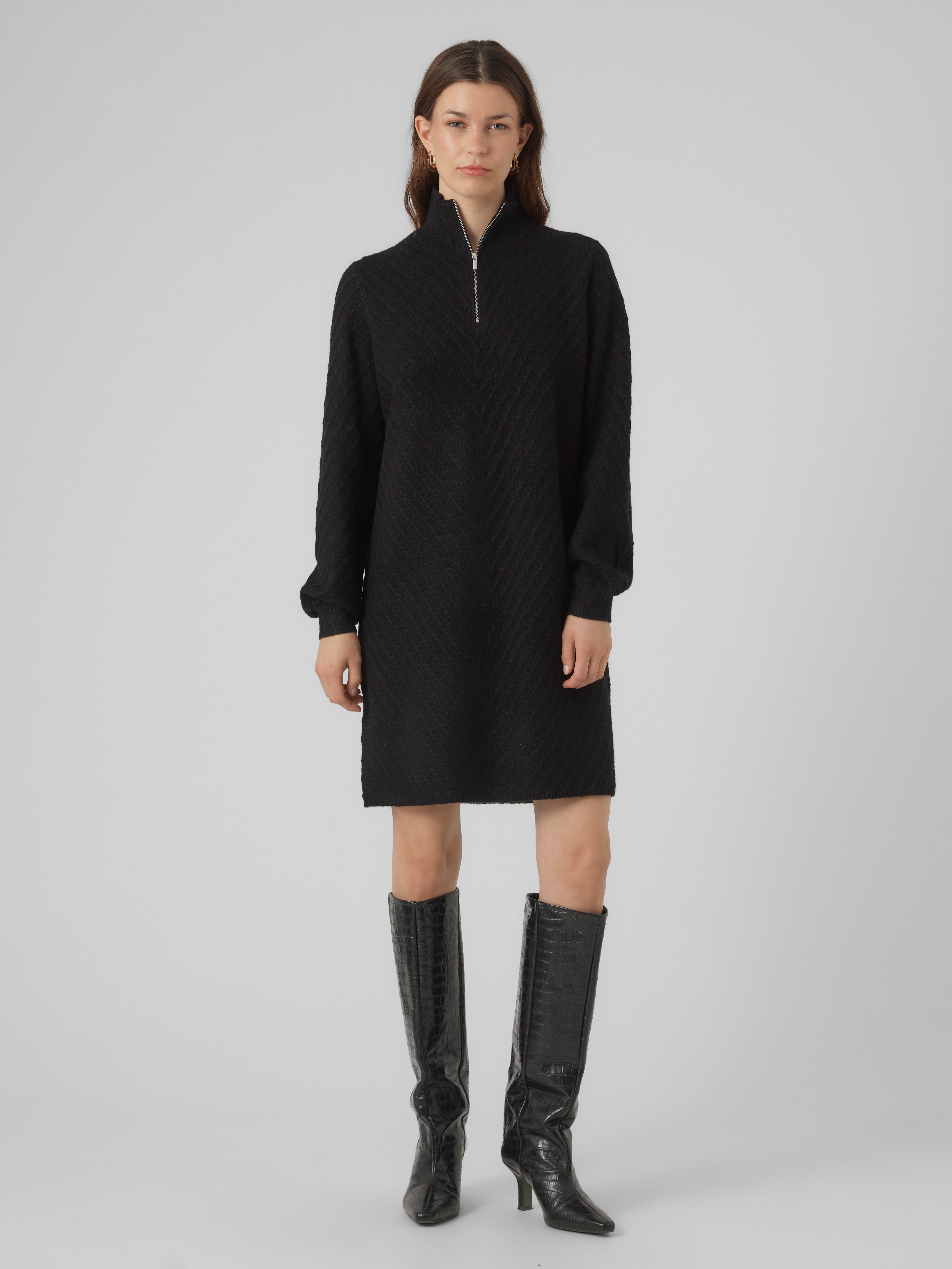 VMANJASTINNA Midikleid