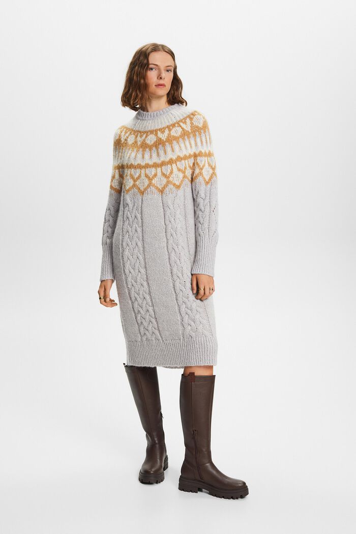 Jacquard-Pulloverkleid aus Zopfstrick