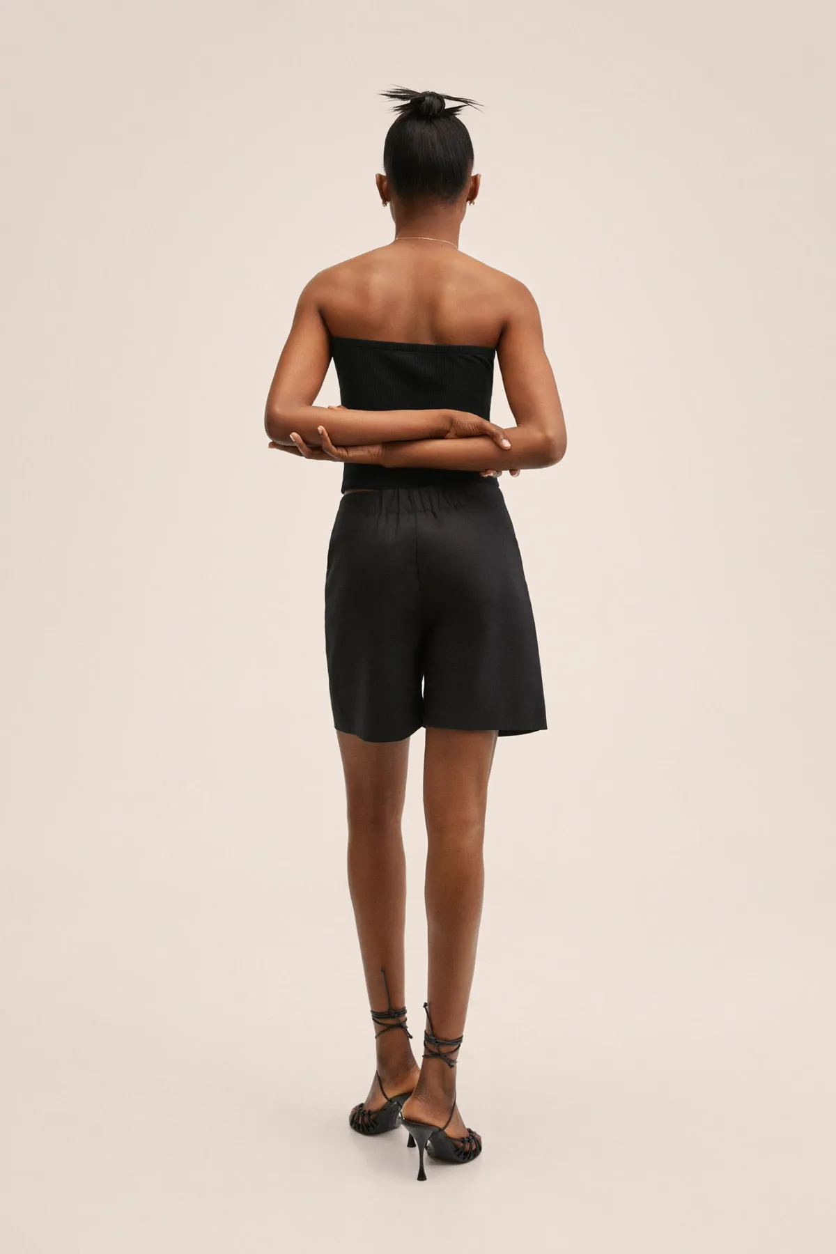 MANGO  Schwarze Damenbluse 27027134