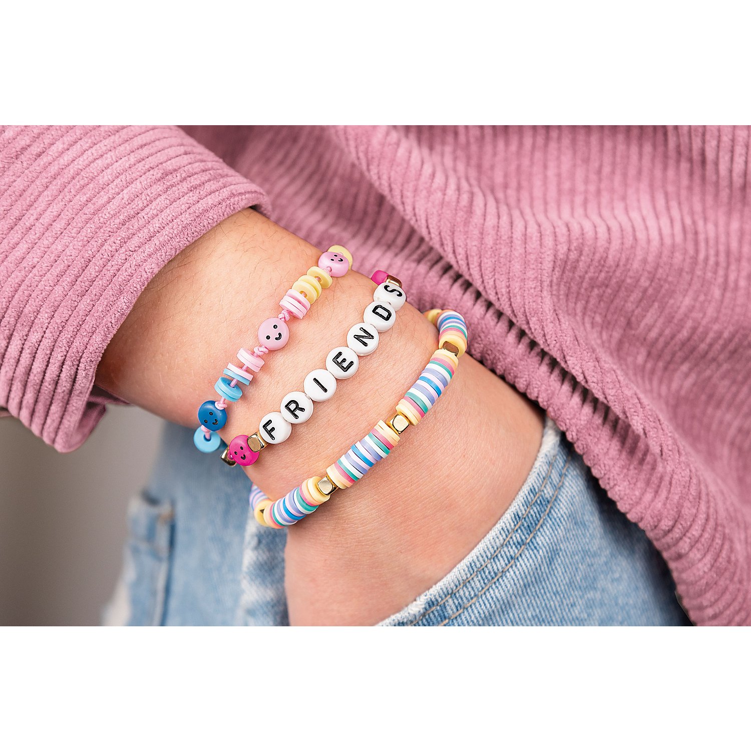 Perlenmischung in Sortierbox mit Gummiband