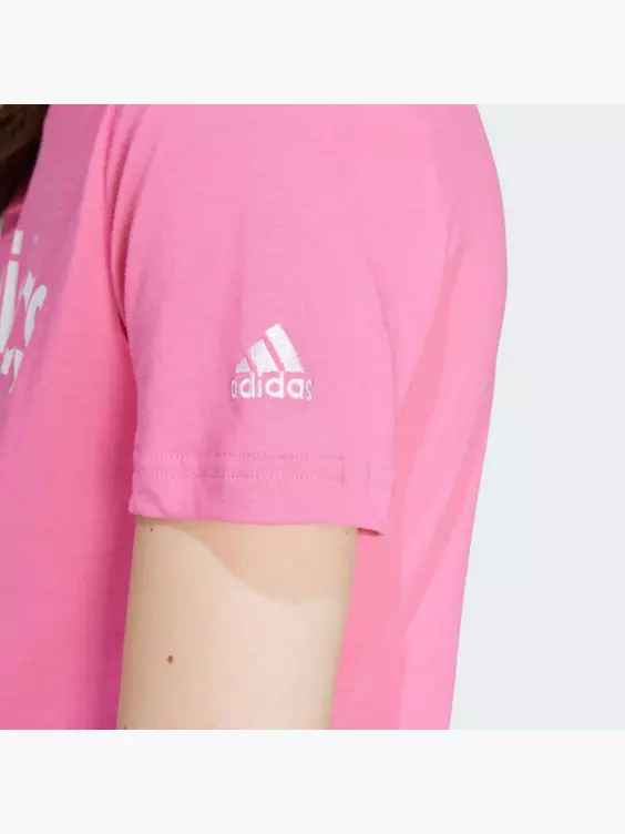 adidas LOUNGEWEAR Essentials Slim Logo T-Shirt
