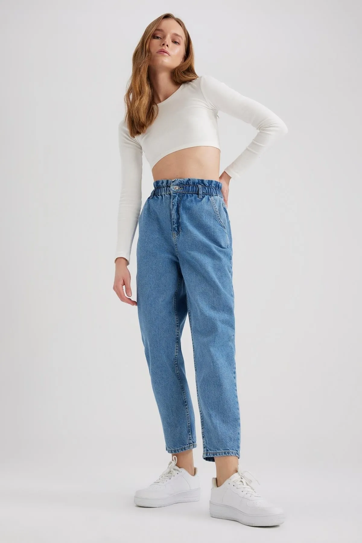 DeFacto  Paperbag-Jeans mit kurzem Bein und Crop-Fit aus 100 % Baumwolle