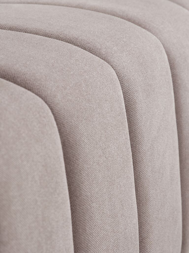 HUNDIGE Sofa HUNDIGE 2-osobowa tkanina w kolorze beżowym