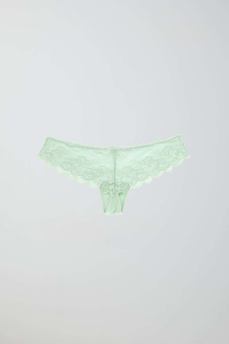 Lace string