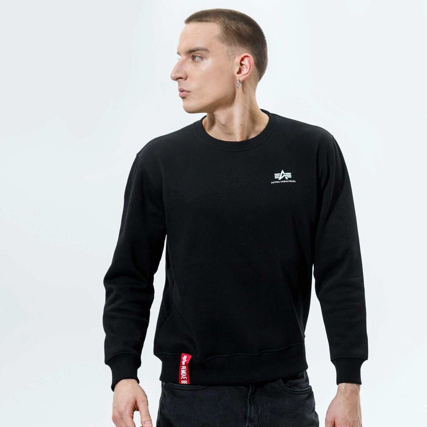ALPHA INDUSTRIES SWEATSHIRT   BASIC SWEATER SMALL LOGO Schwarz