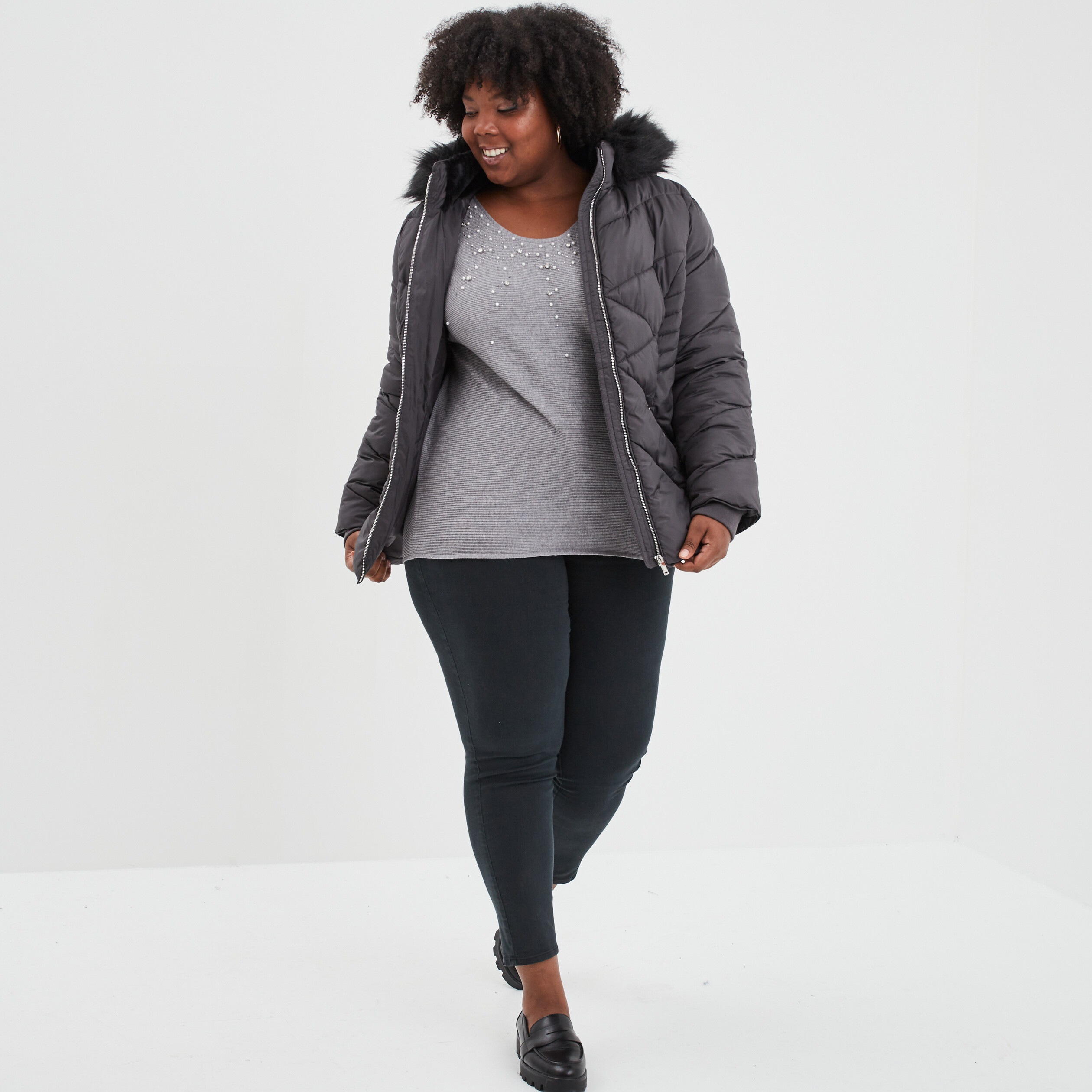 Doudoune courte à capuche fourrure gris foncé femme grande taille | La Halle