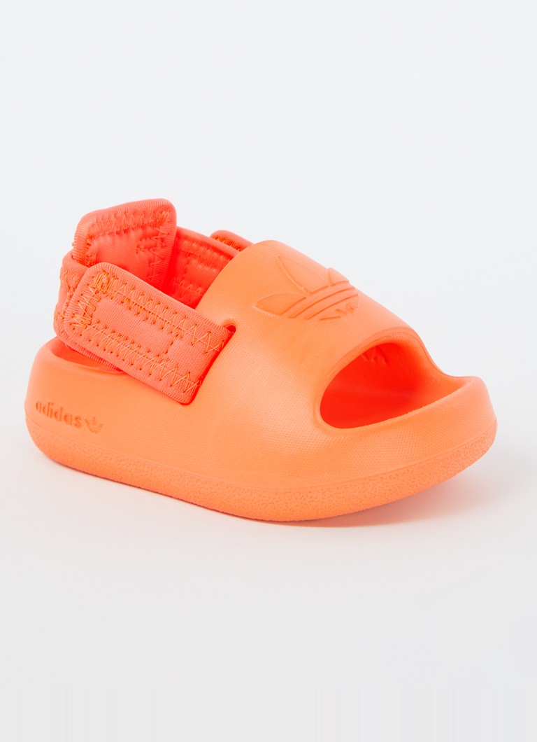 Ciabatta Adidas Adifom Adilette con logo