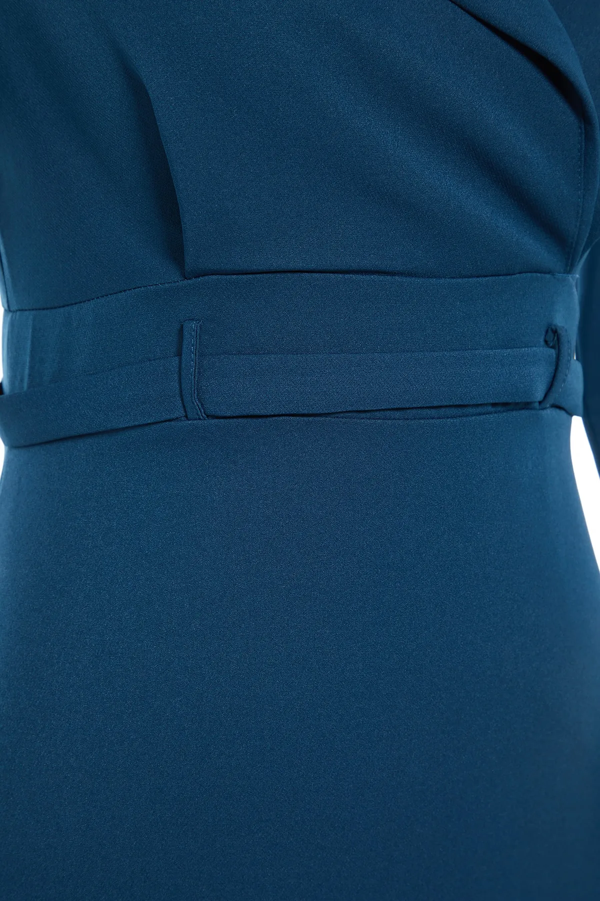 Trendyol Collection  Ölfarbenes, zweireihiges Webkleid TWOAW23EL00360