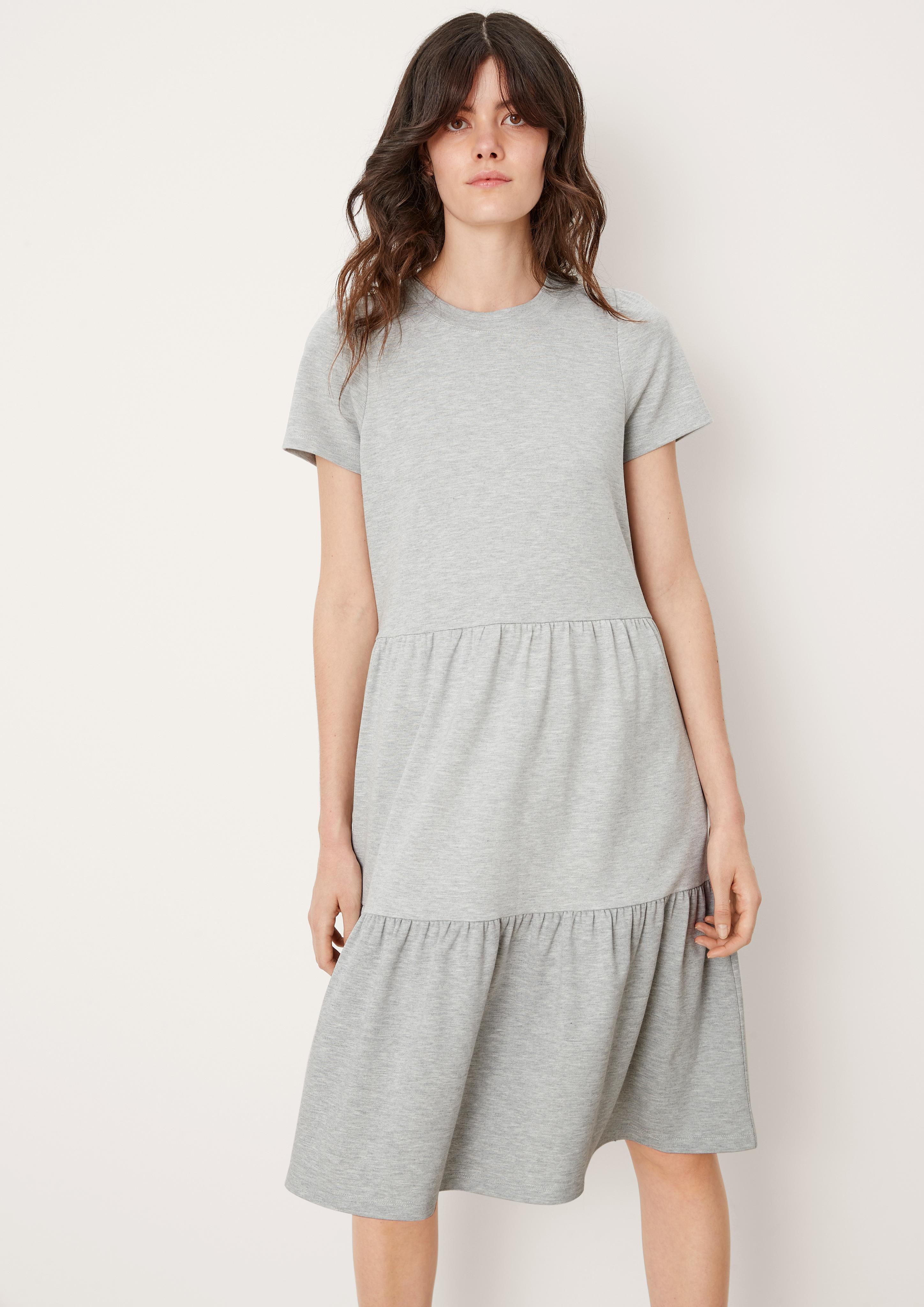 Kleid aus Viskosemix  2125129-9400