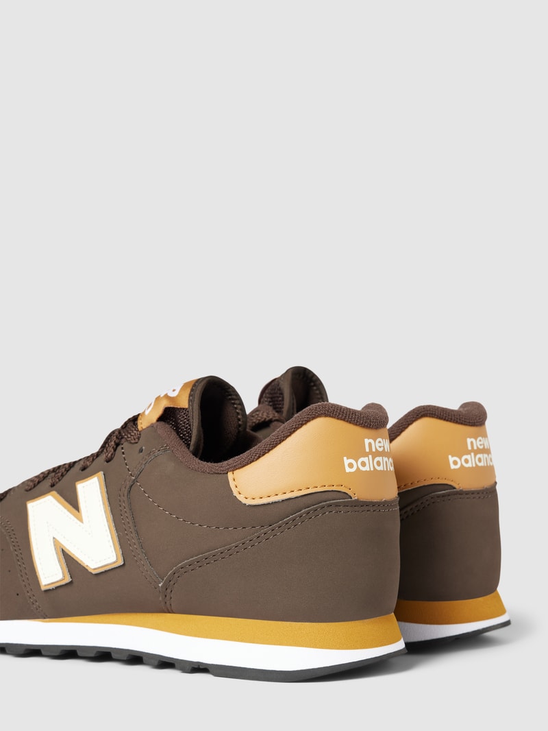 Sneaker mit Label-Detail in dunkelblau