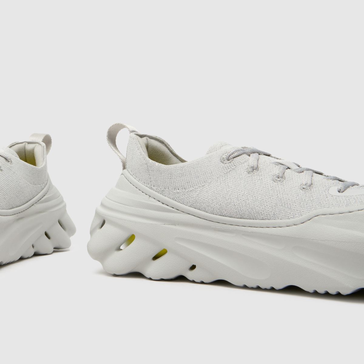 Crocs – Echo Surge – Grå träningsskor