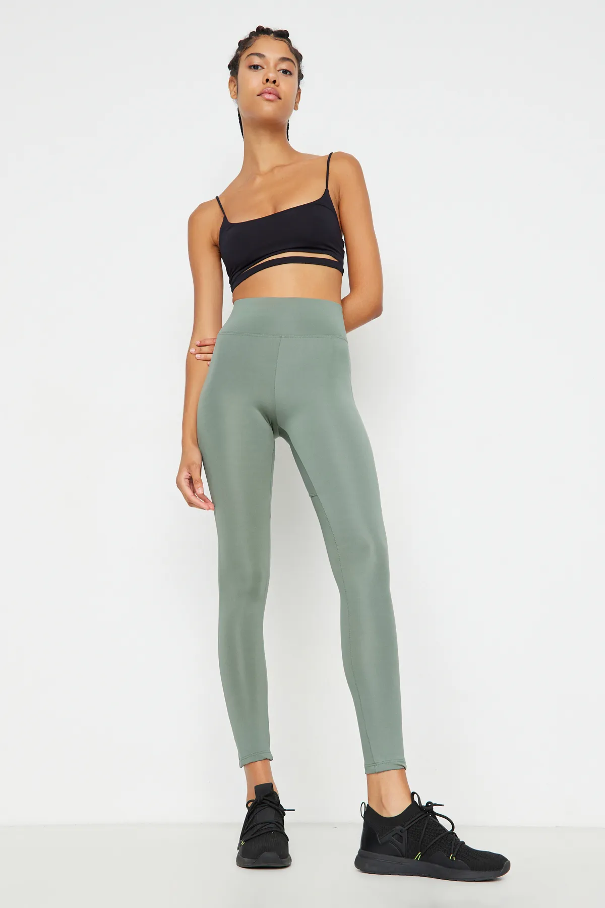 Trendyol Collection  Khakifarbene Push-up-Sportleggings in voller Länge aus Strick TWOAW21TA0030
