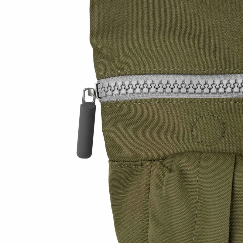 Roka London Rolltop Waterhouse Medium - Moss