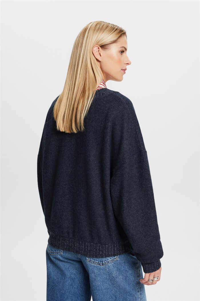 V-Ausschnitt-Pullover aus gebürstetem Strick
