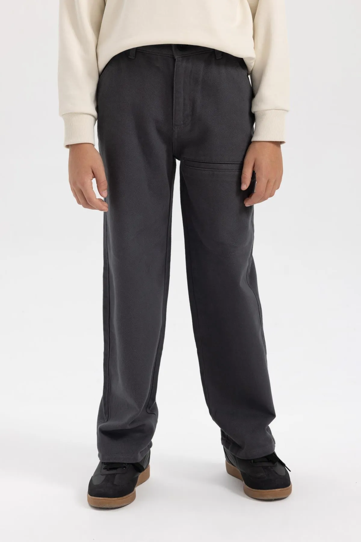 DeFacto  Loose Fit Gabardine-Hose mit normalem Bein für Jungen A5728a823wn