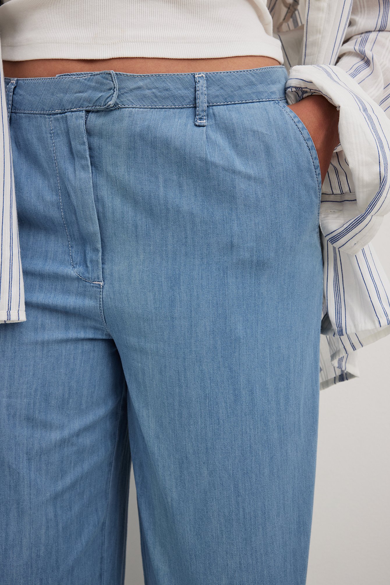 Loose Mid Waist Soft Jeans