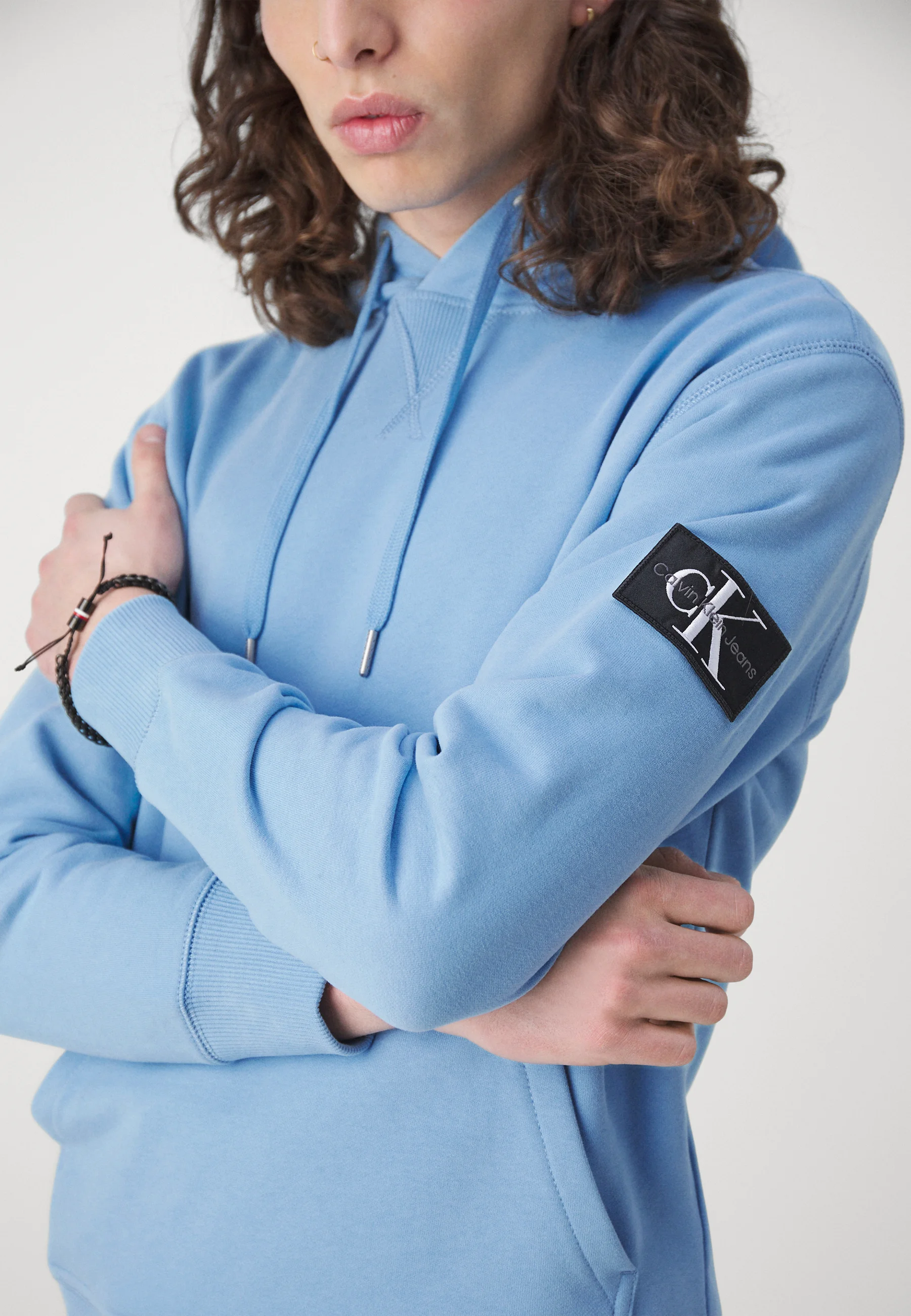 Sudadera con capucha y logo de Calvin Klein Jeans
