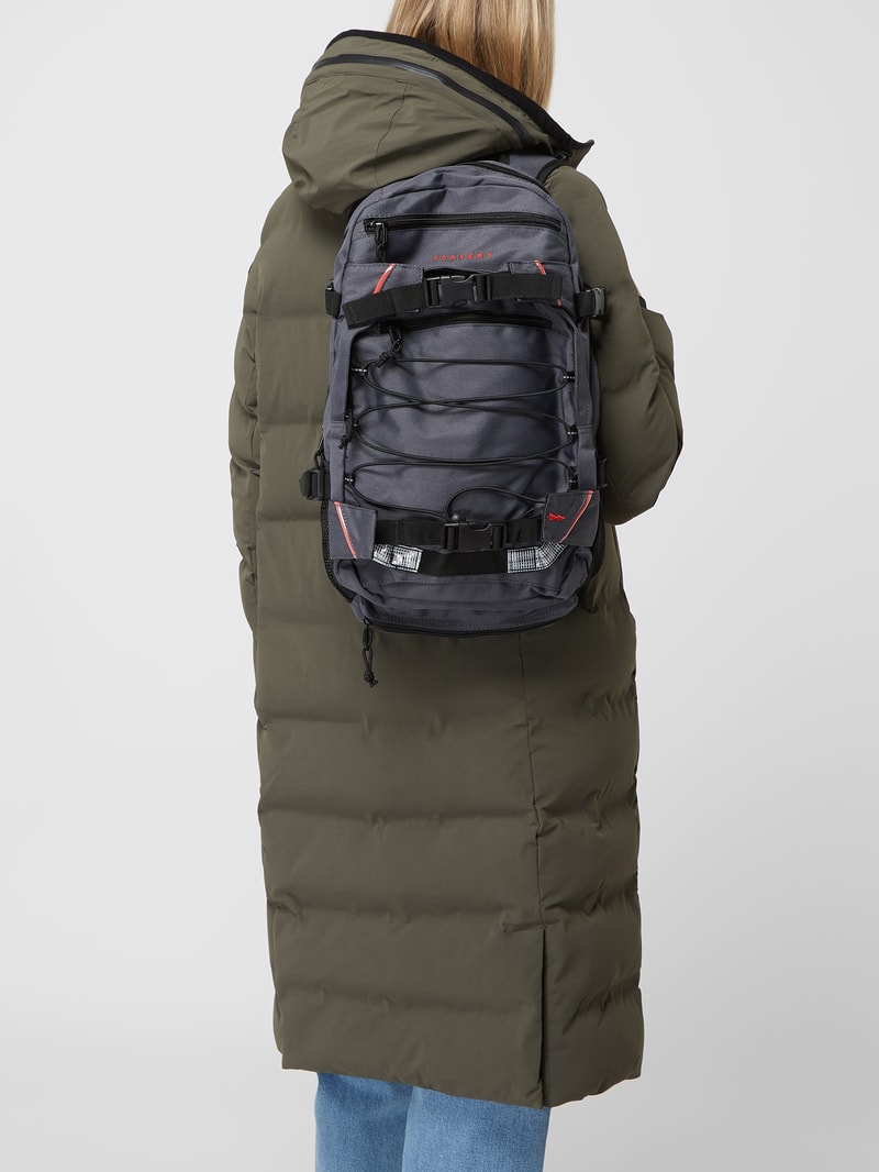 Rucksack mit Label-Details Modell 'LOUIS' in anthrazit