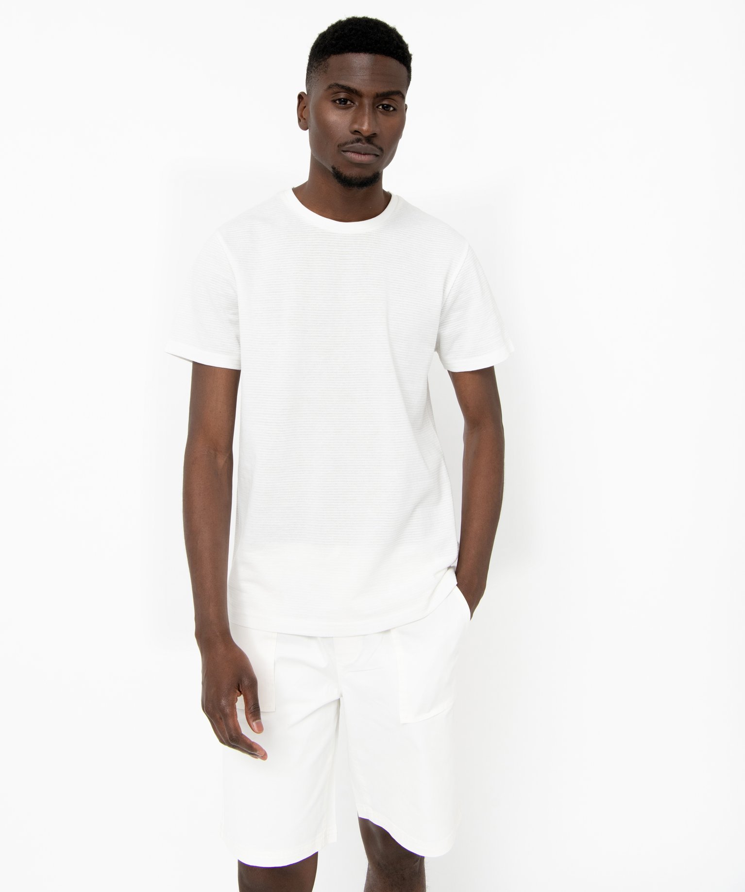 Tee-shirt à manches courtes effet rayé homme blanc | GEMO