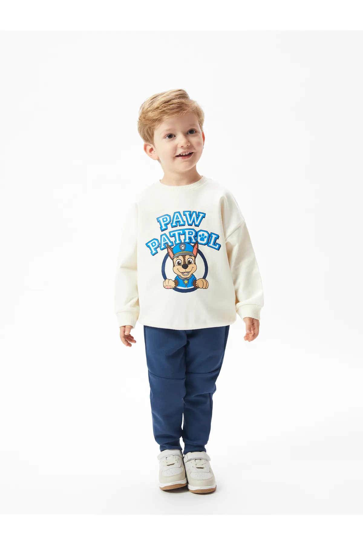 LC Waikiki  Langarm-Sweatshirt mit Rundhalsausschnitt und Paw Patrol-Aufdruck für Jungen