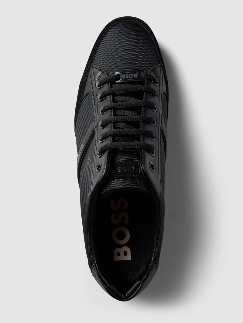 Sneaker aus Leder-Mix in schwarz