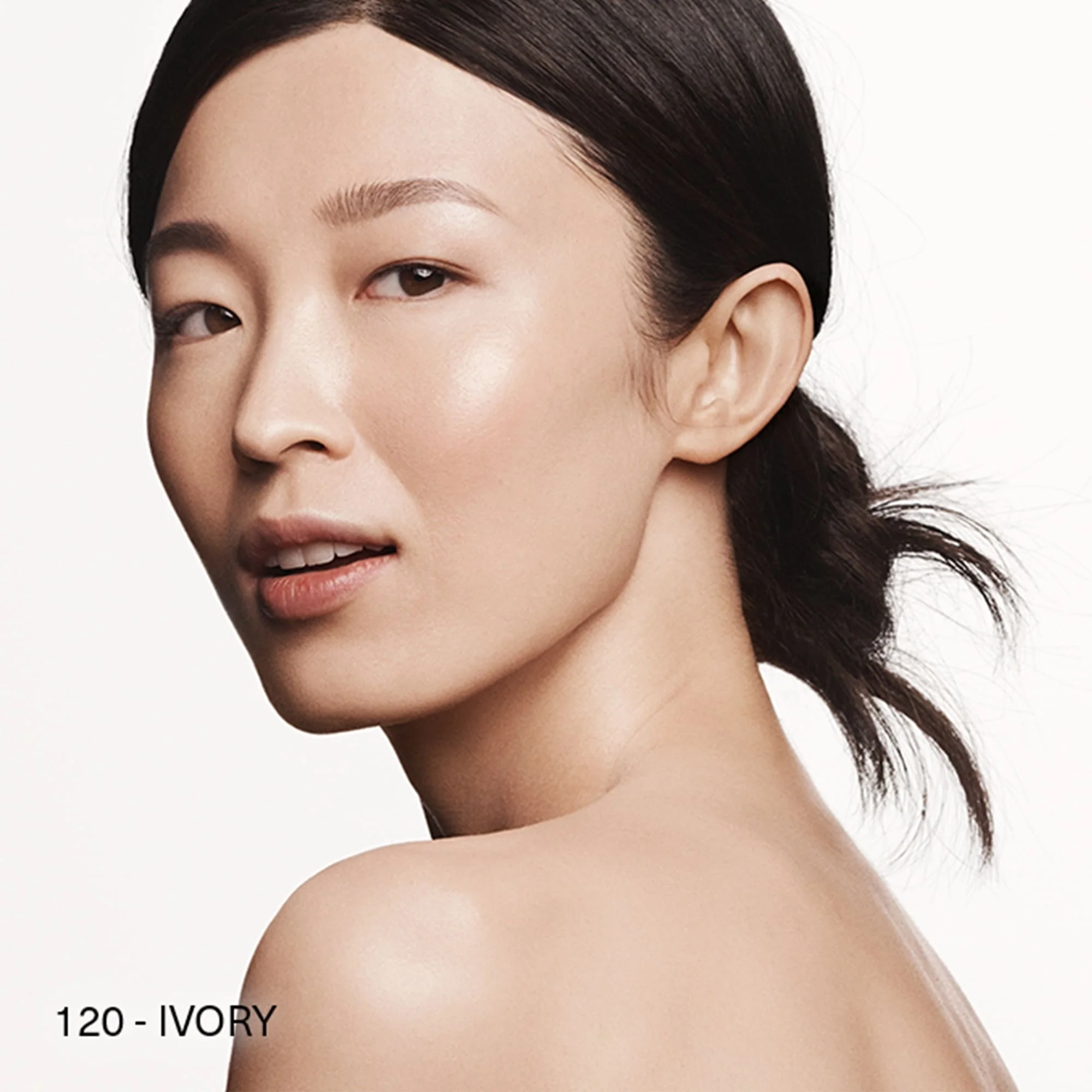 Skincolor The Soft Fluid Long Wear Foundation SPF20 - Tekući puder
