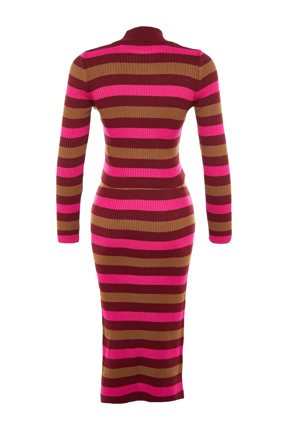 Trendyol Collection  Bordeauxrotes Strickoberteil und -unterteil im Blockfarbendesign TWOAW23AU00213