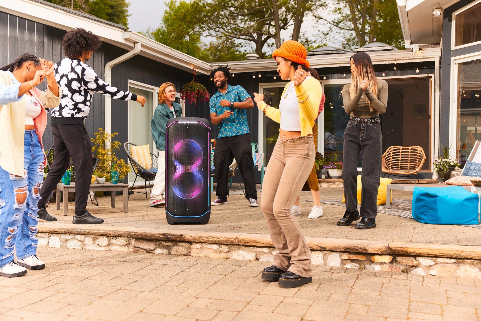 JBL PartyBox Ultimate Lautsprecher (Bluetooth, 1100 W)