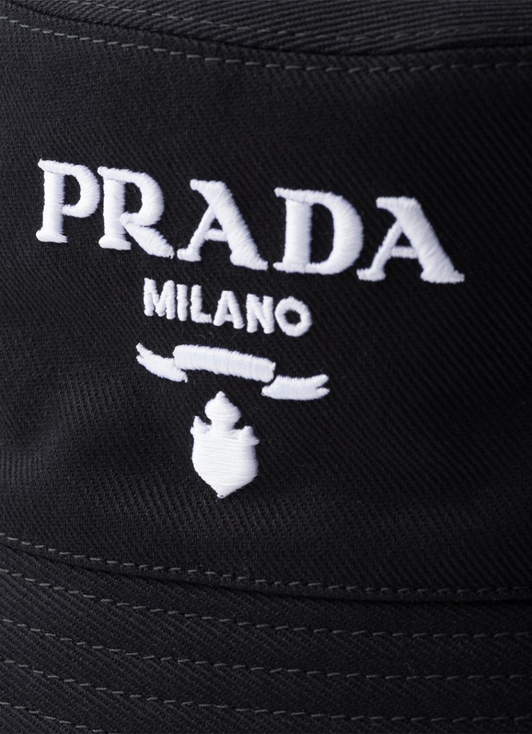 Cappello a secchiello con logo Prada