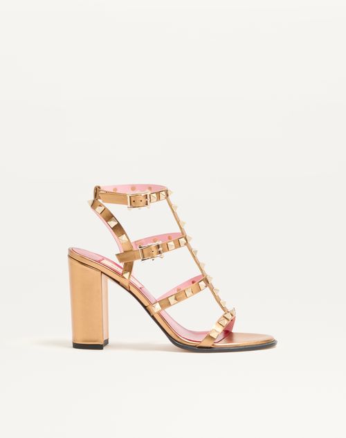 Sandale Rockstud en cuir de veau laminé avec brides de 90 mm
