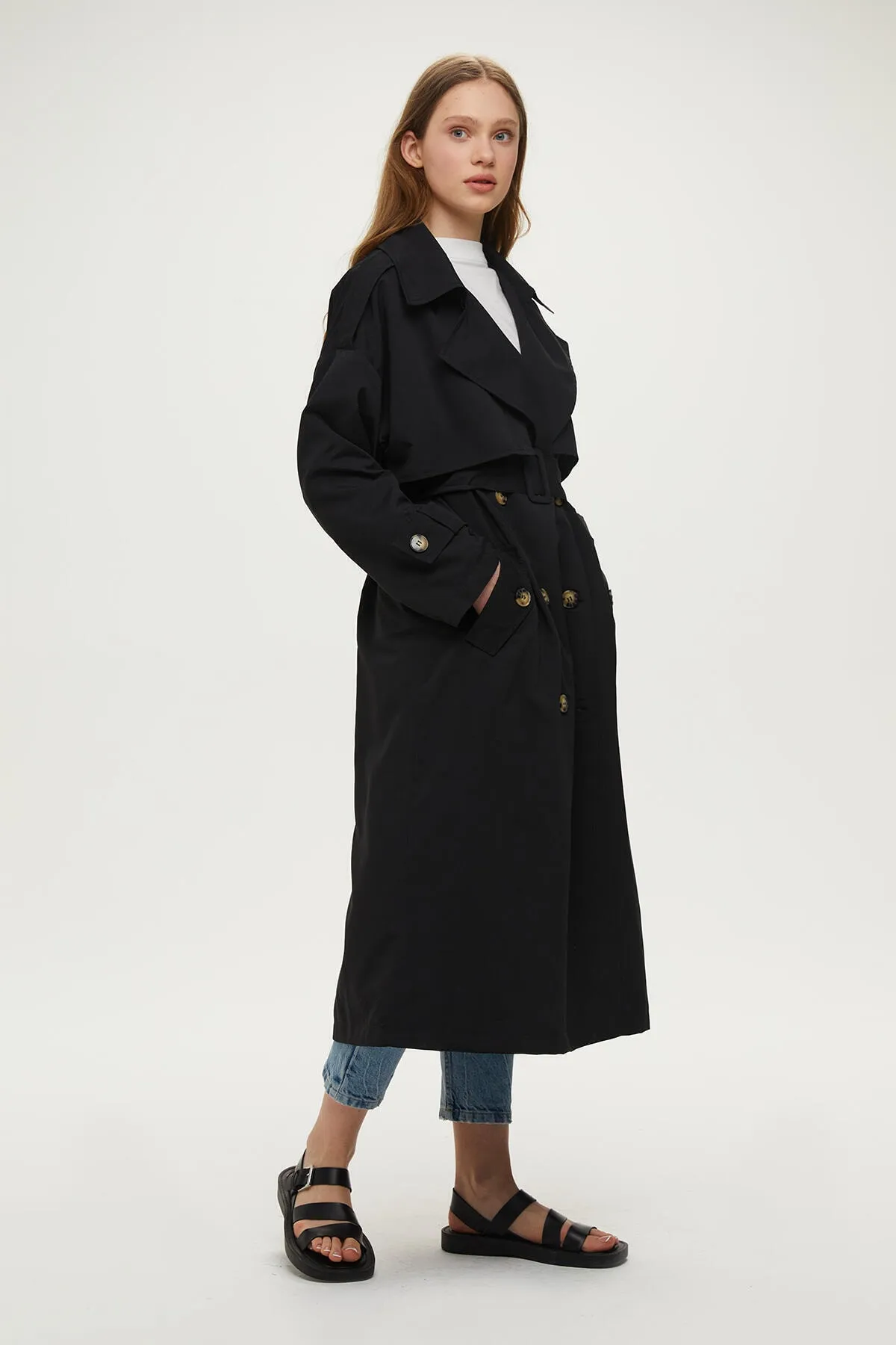 Manuka  ZWEIREIHIGER TRENCHCOAT MIT KNÖPFEN SCHWARZ