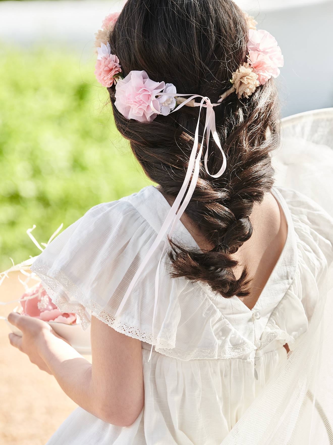 Vertbaudet Mädchen Festkleid mit Lochstickerei - wollweiß