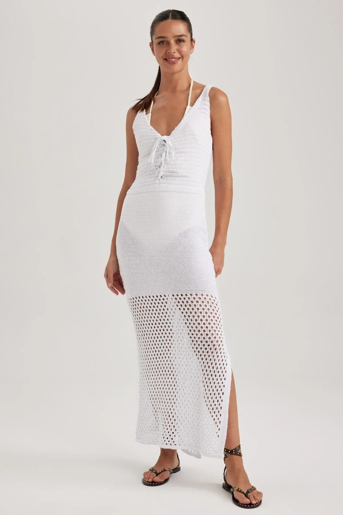 DeFacto  Fall In Love – Strandkleid mit Riemchen und Schlitz und Häkeldetails A6717ax23sm