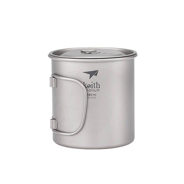 Titan Becher mit Klappgriff und Deckel