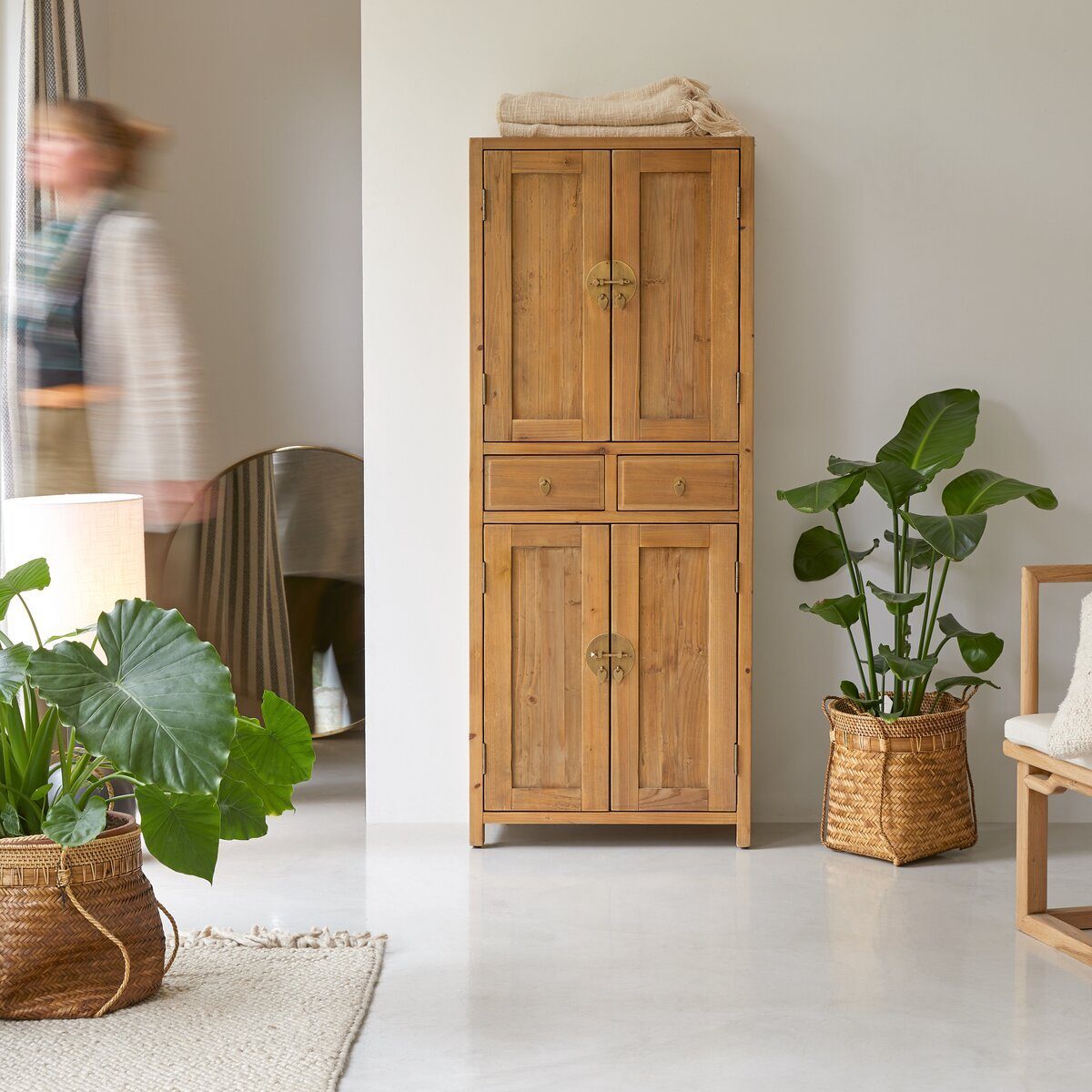 Tikamoon Buffet Aufbewahrungsschrank Natur aus massiver recycelter Kiefer
